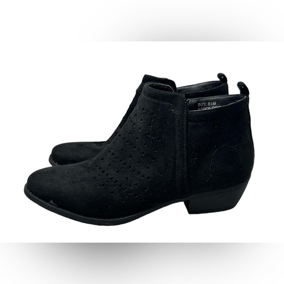 Ingaro Women's ODE Sueded Feel Ankle Booties Boots Size 8.5 Black EUC! - Picture 3 of 8